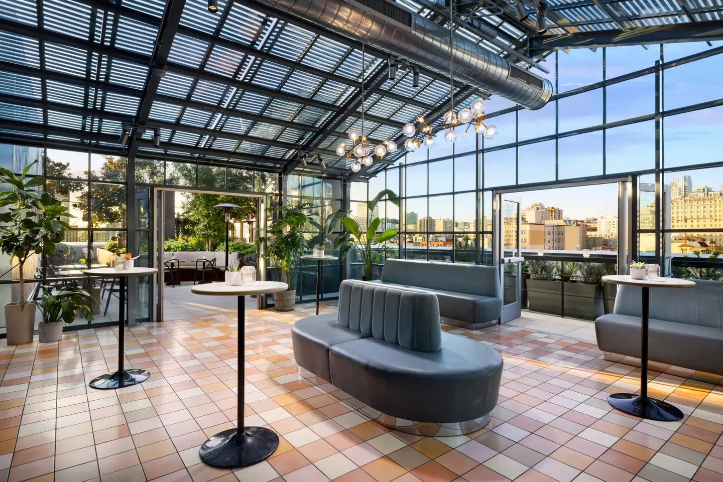 Timbri Hotel San Francisco, Curio Collection by Hilton LOUNGE_LOBBY