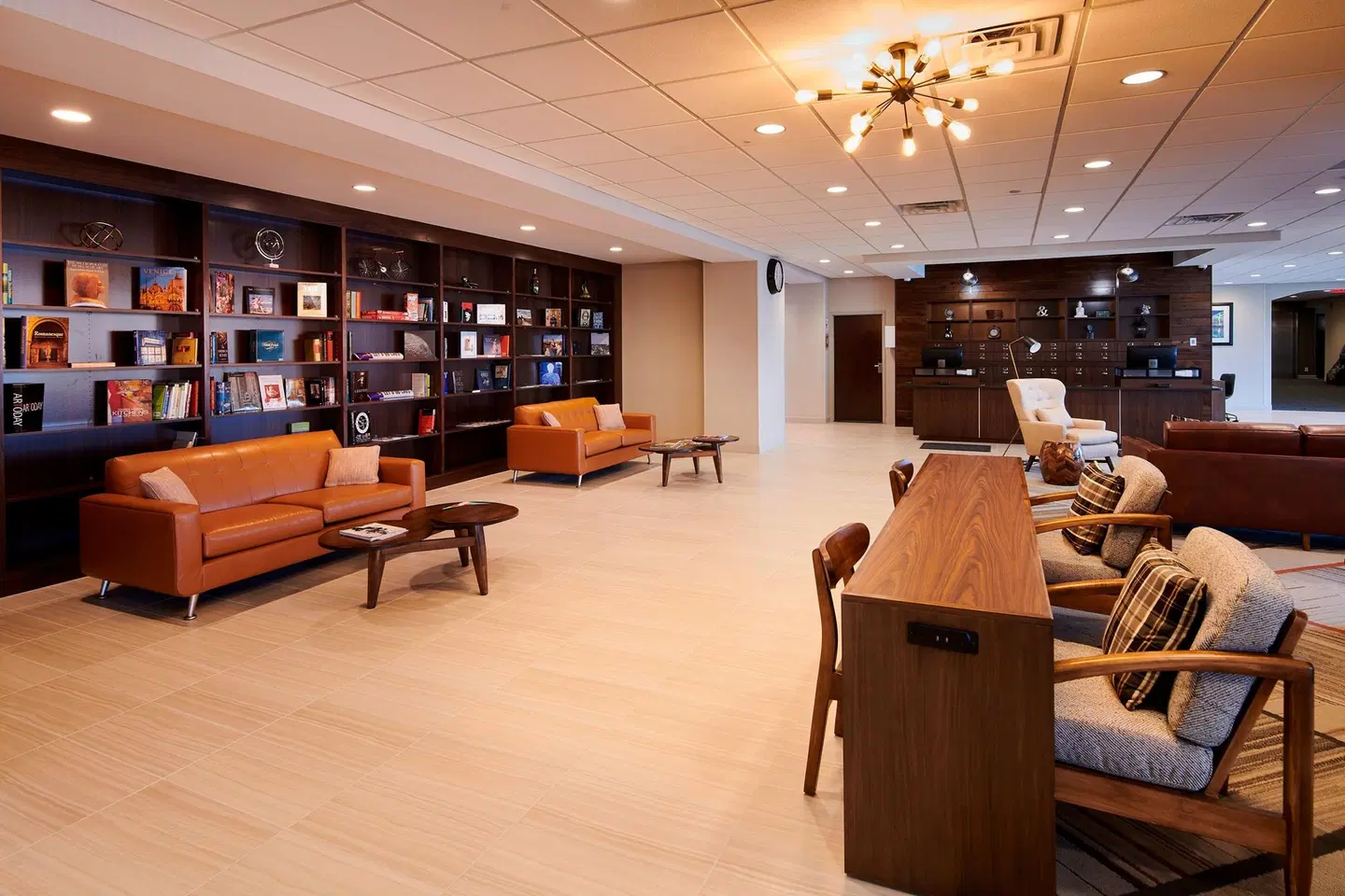 Four Points by Sheraton Cleveland-Eastlake Bar