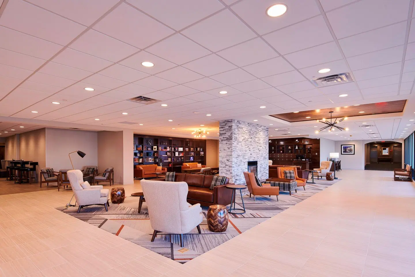 Four Points by Sheraton Cleveland-Eastlake LOUNGE_LOBBY