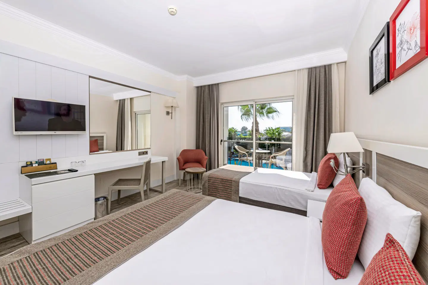 LRS Port River Hotel & Spa ROOM_EXAMPLE
