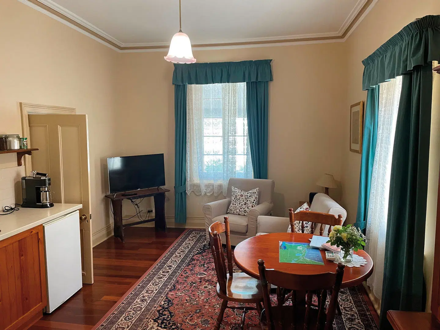 Robe House ROOM_EXAMPLE