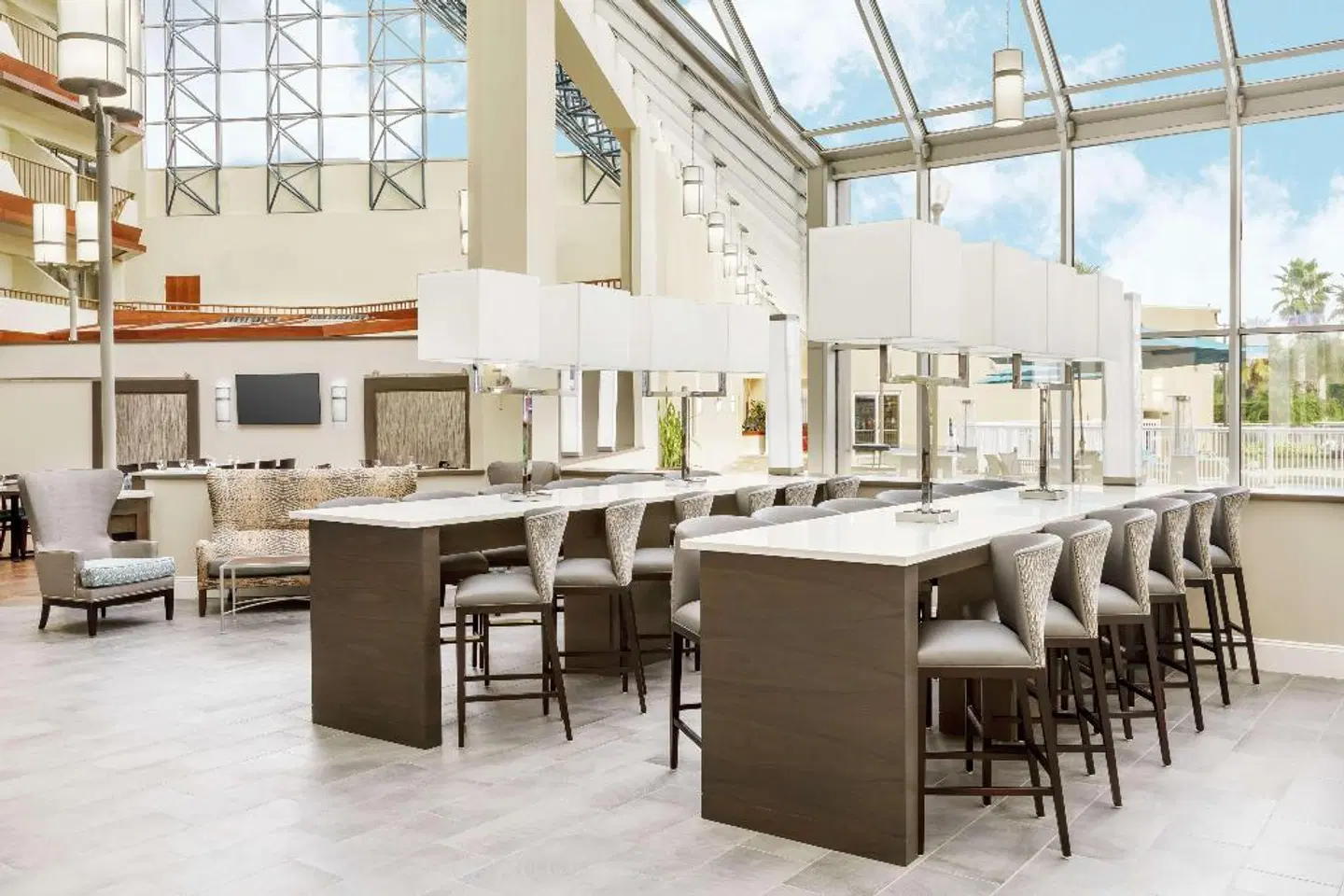DoubleTree by Hilton Orlando Airport Hotel Restaurant