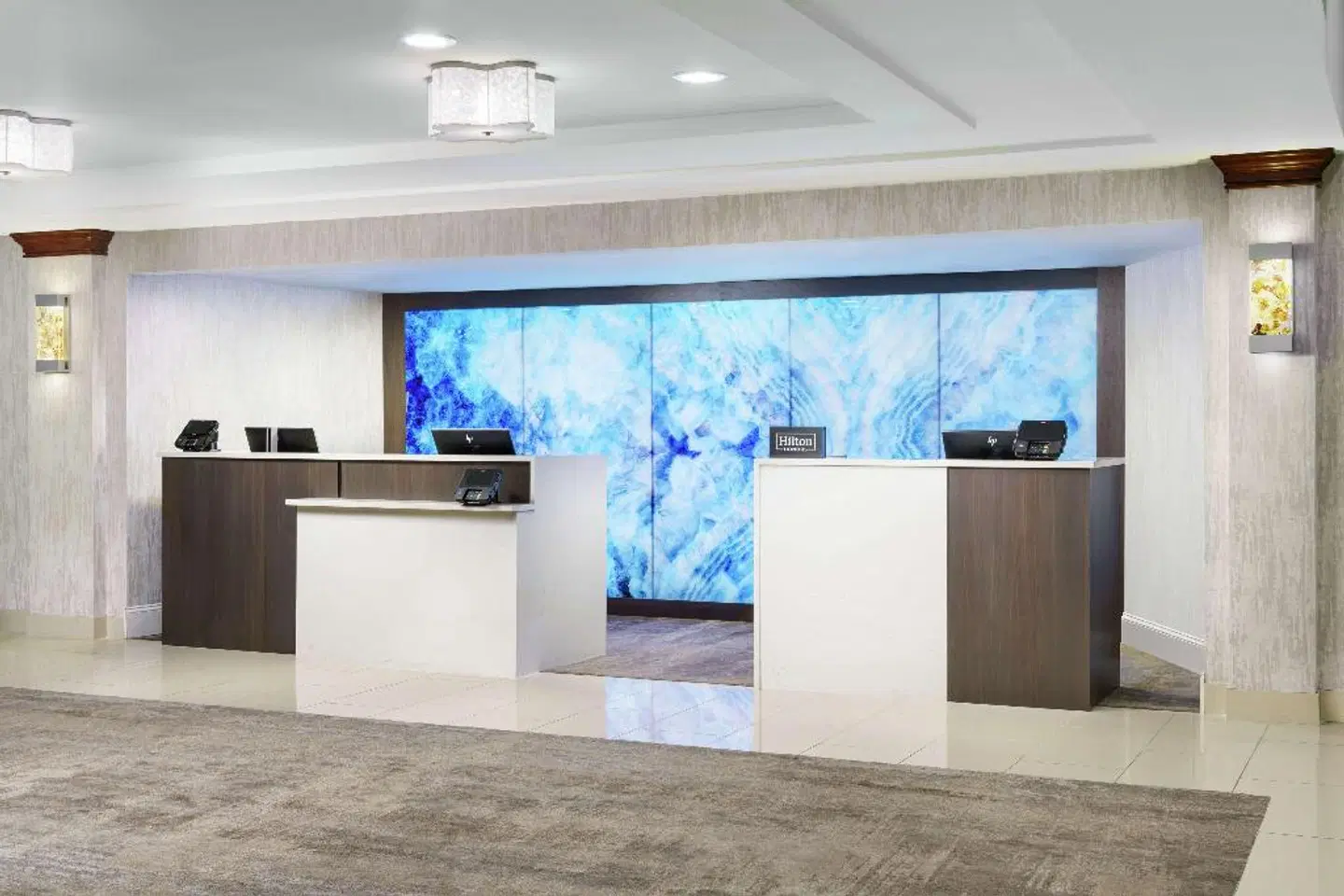 DoubleTree by Hilton Orlando Airport Hotel ROOM_EXAMPLE