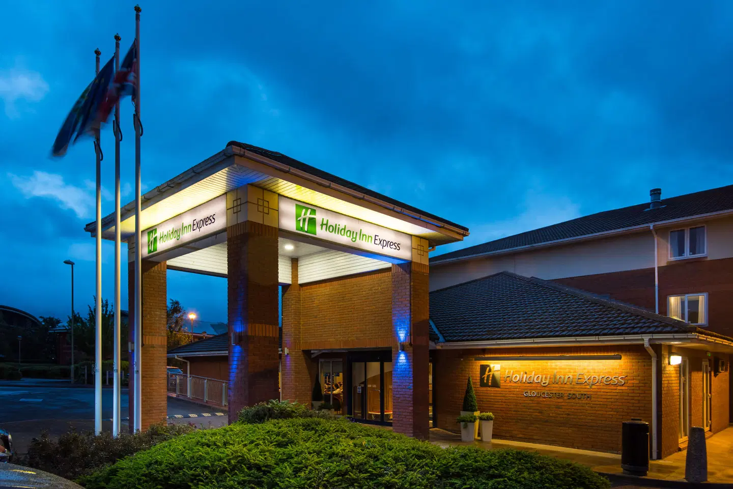 Holiday Inn Express Gloucester - South by IHG EXTERIOR
