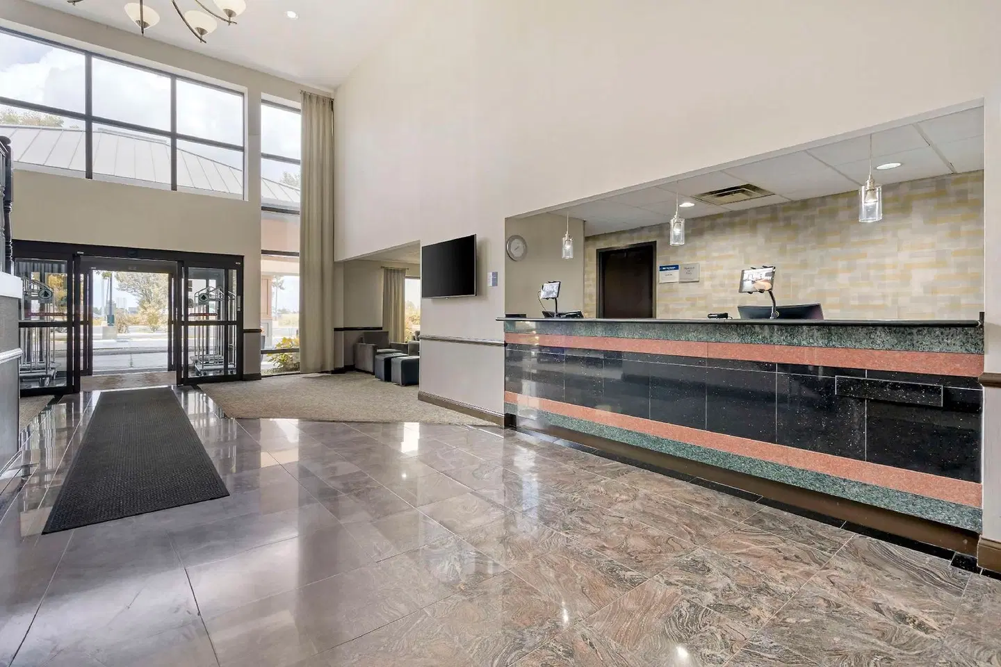 Best Western Suites Columbus LOUNGE_LOBBY