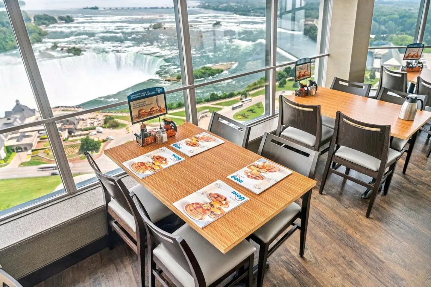 Fallsview Tower Hotel Restaurant