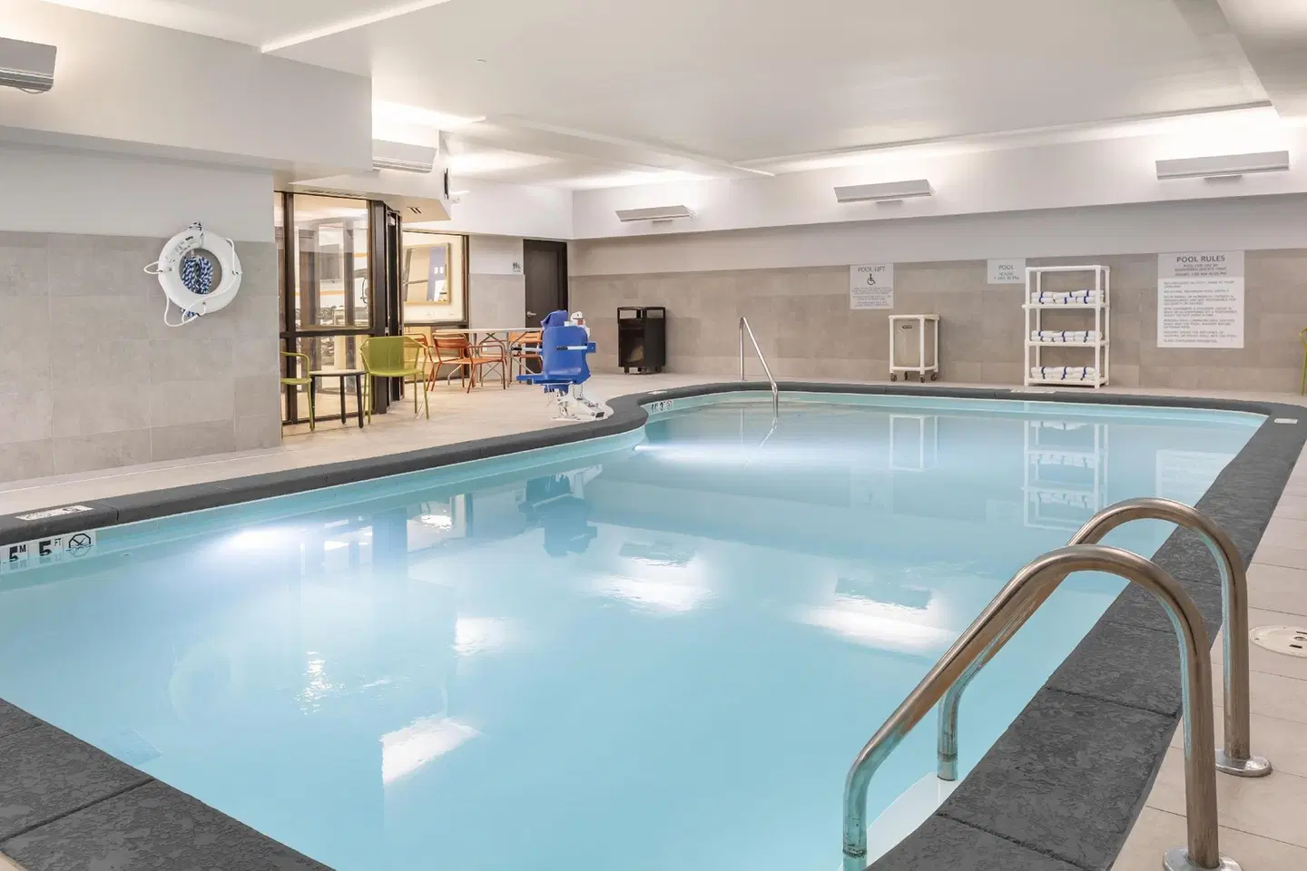 Hampton Inn & Suites Cincinnati/Uptown-University Area Hallenbad