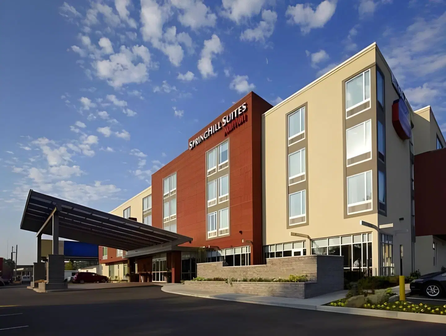 SpringHill Suites by Marriott Columbus OSU EXTERIOR
