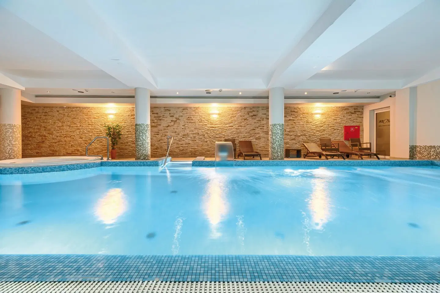 Atol Hotel & Spa Hallenbad