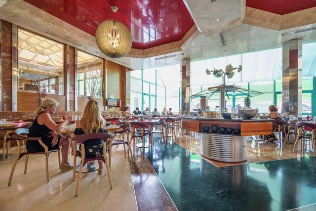 Isabel Restaurant