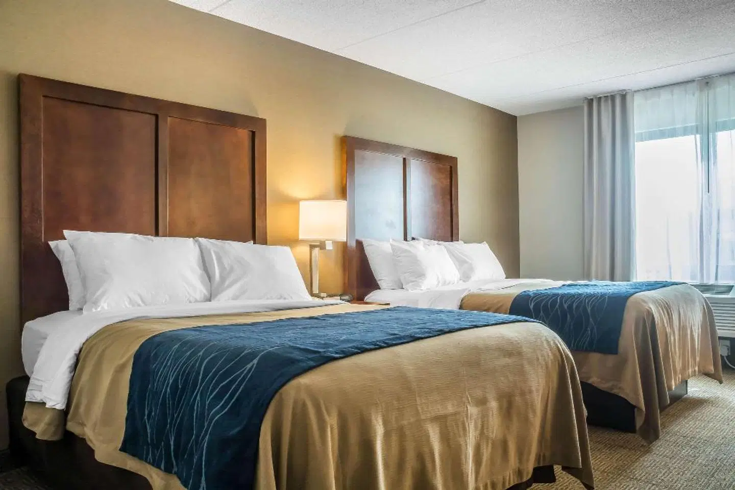 Comfort Inn The Pointe Niagara Falls ROOM_EXAMPLE