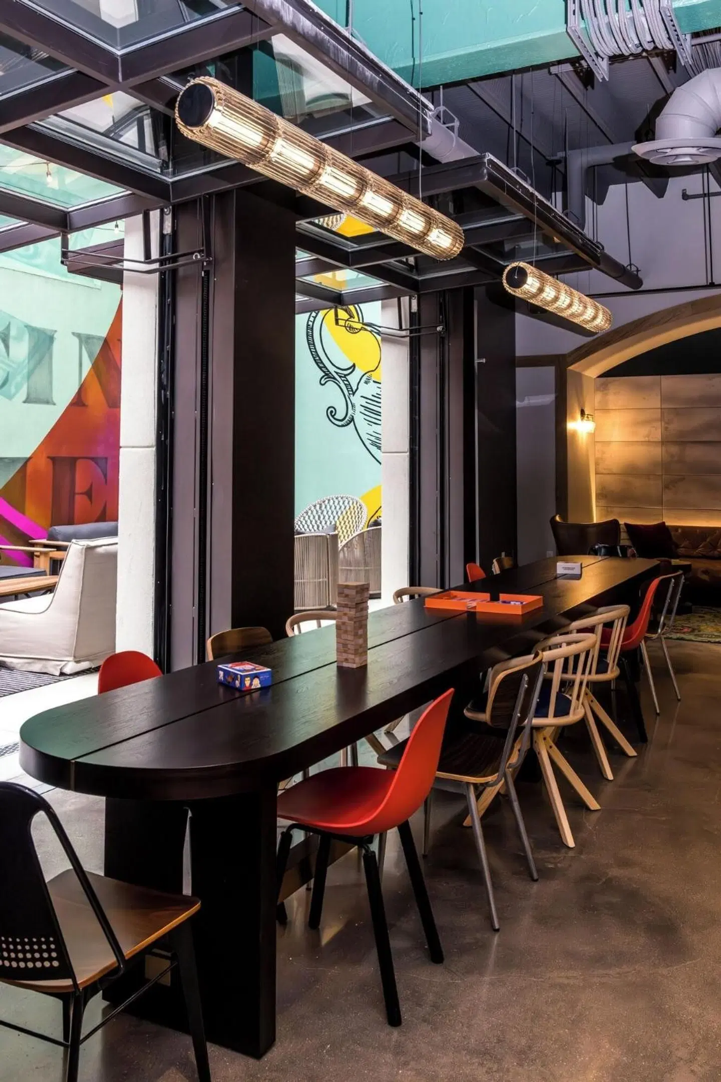 Moxy Cincinnati Downtown Bar