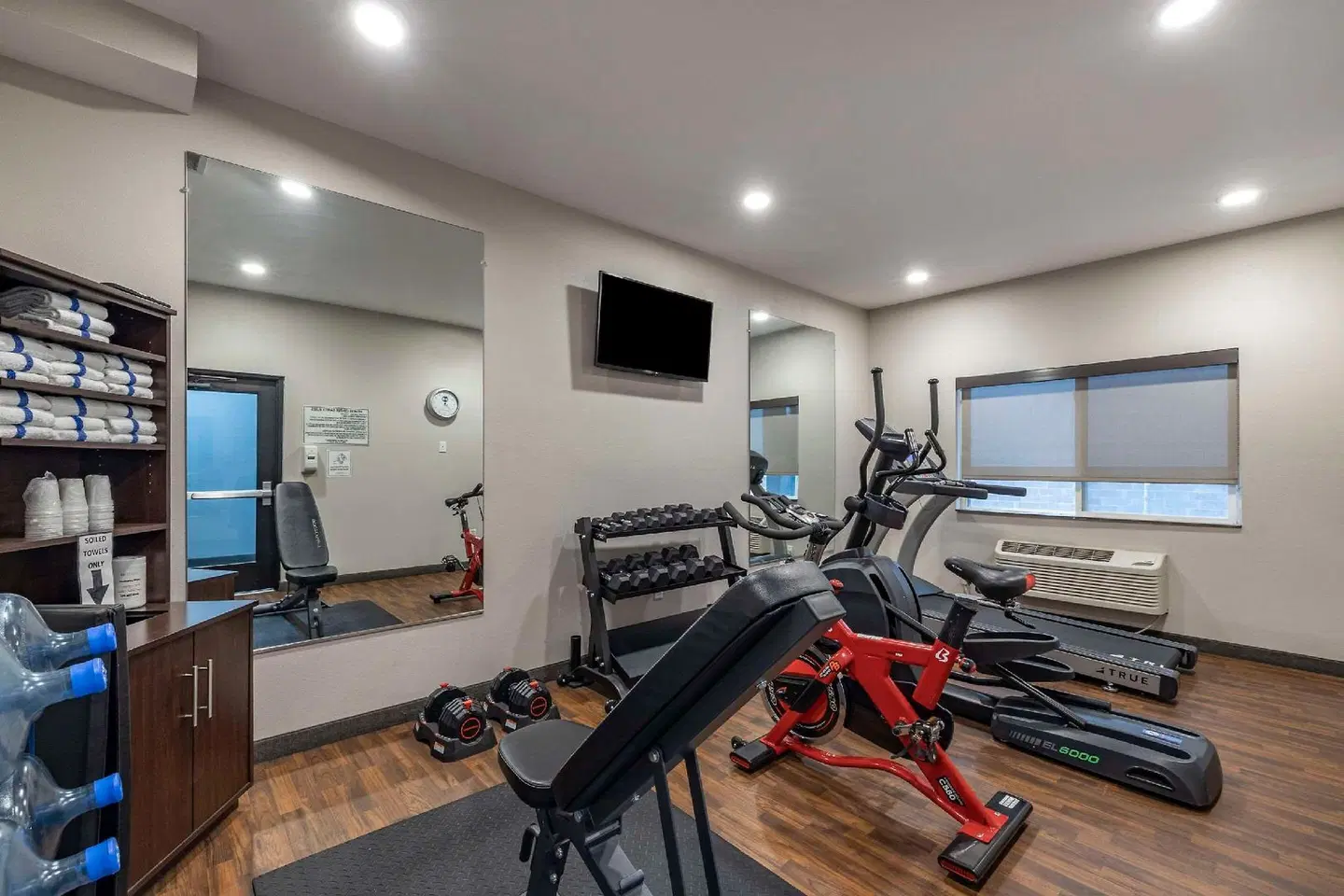Clarion Inn Kingman I-40 Route 66 SPORTS_AND_LEISURE