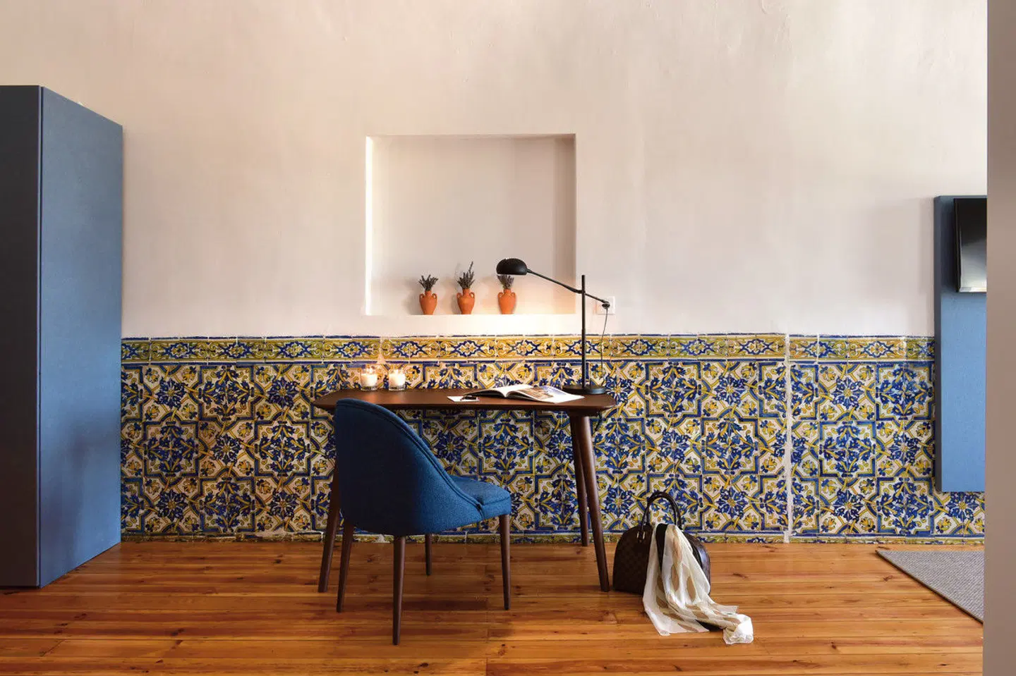 The Noble House ROOM_EXAMPLE