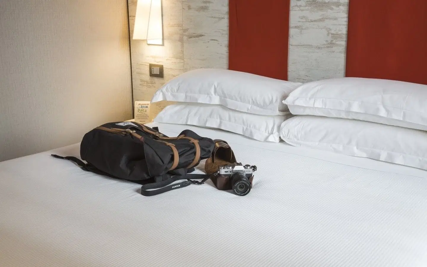 The Guardian Hotel ROOM_EXAMPLE