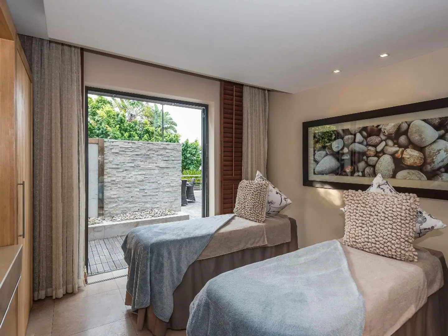 No5 Boutique Art Hotel by Mantis ROOM_EXAMPLE