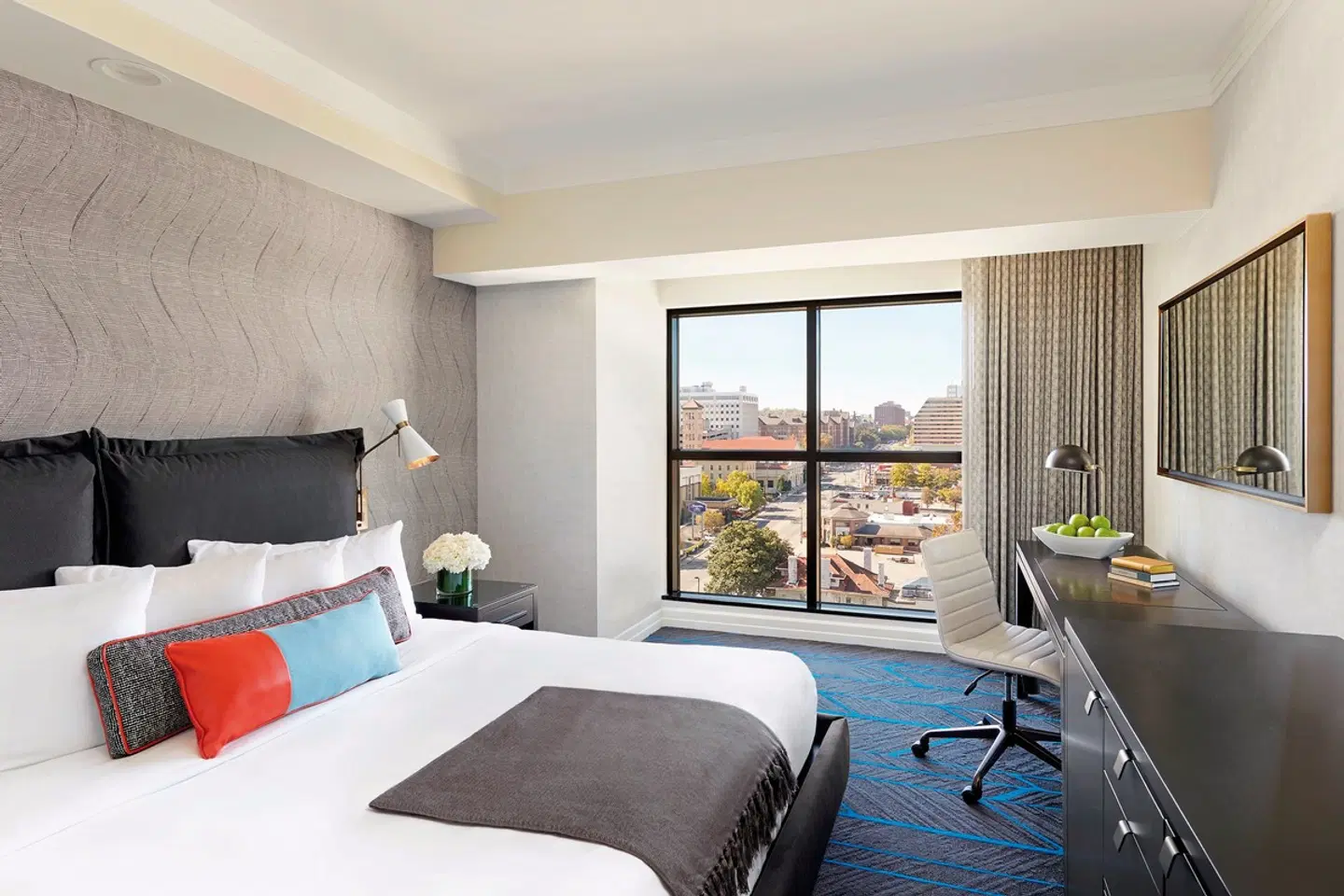 Hutton Hotel ROOM_EXAMPLE