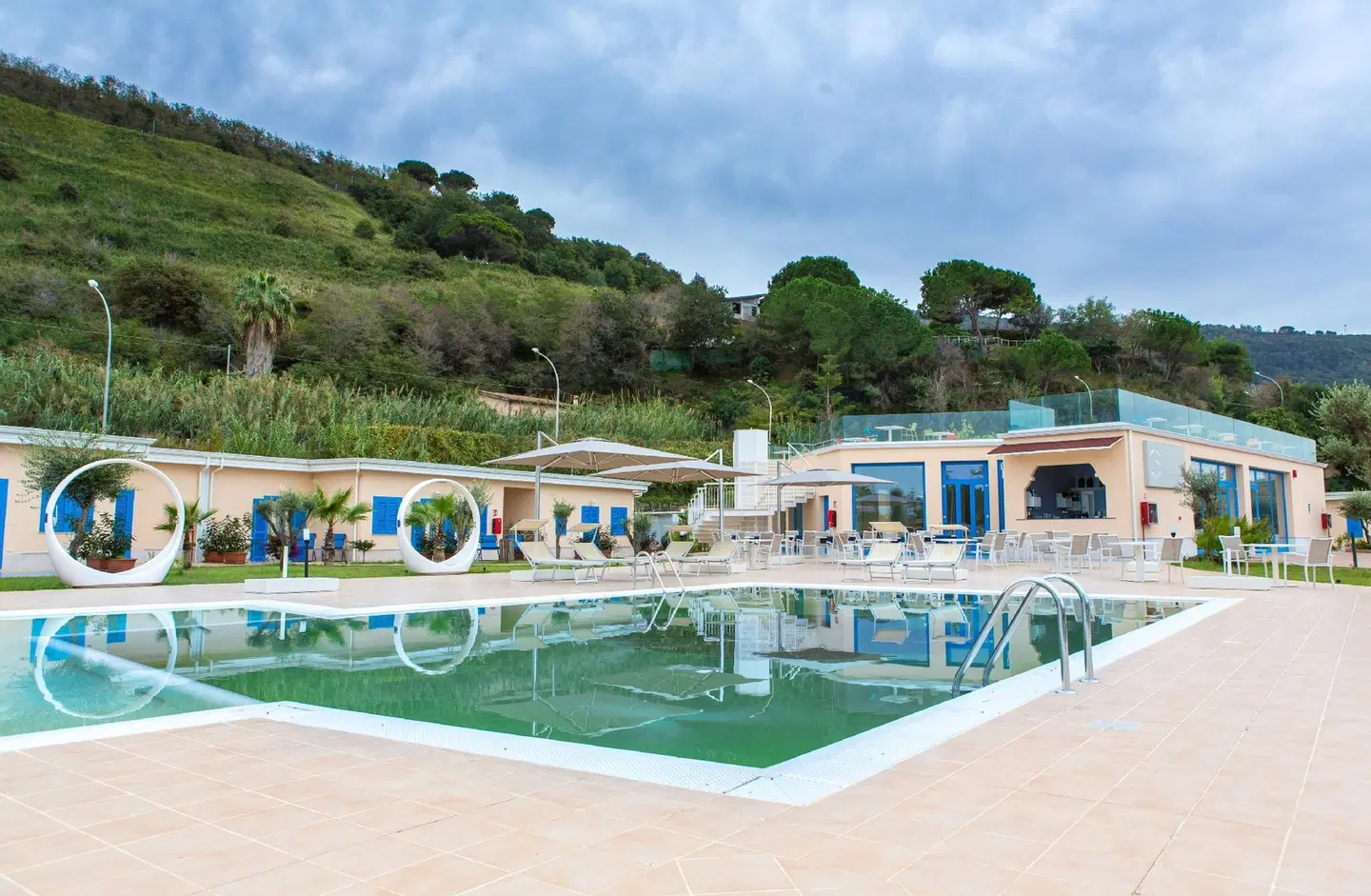 Galìa Luxury Resort OUTDOOR_POOL