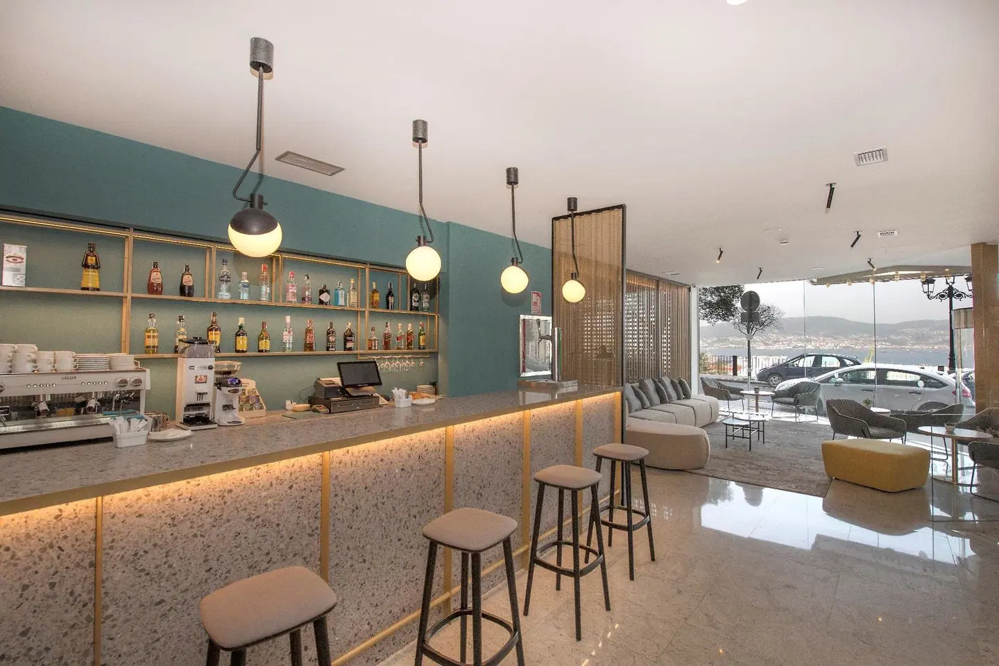 Occidental Vigo Bar