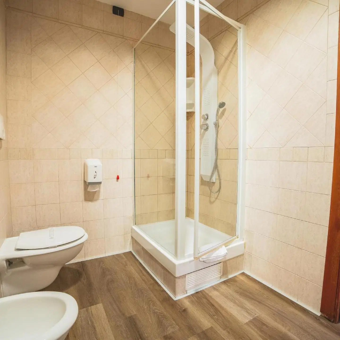 Continental Badezimmer