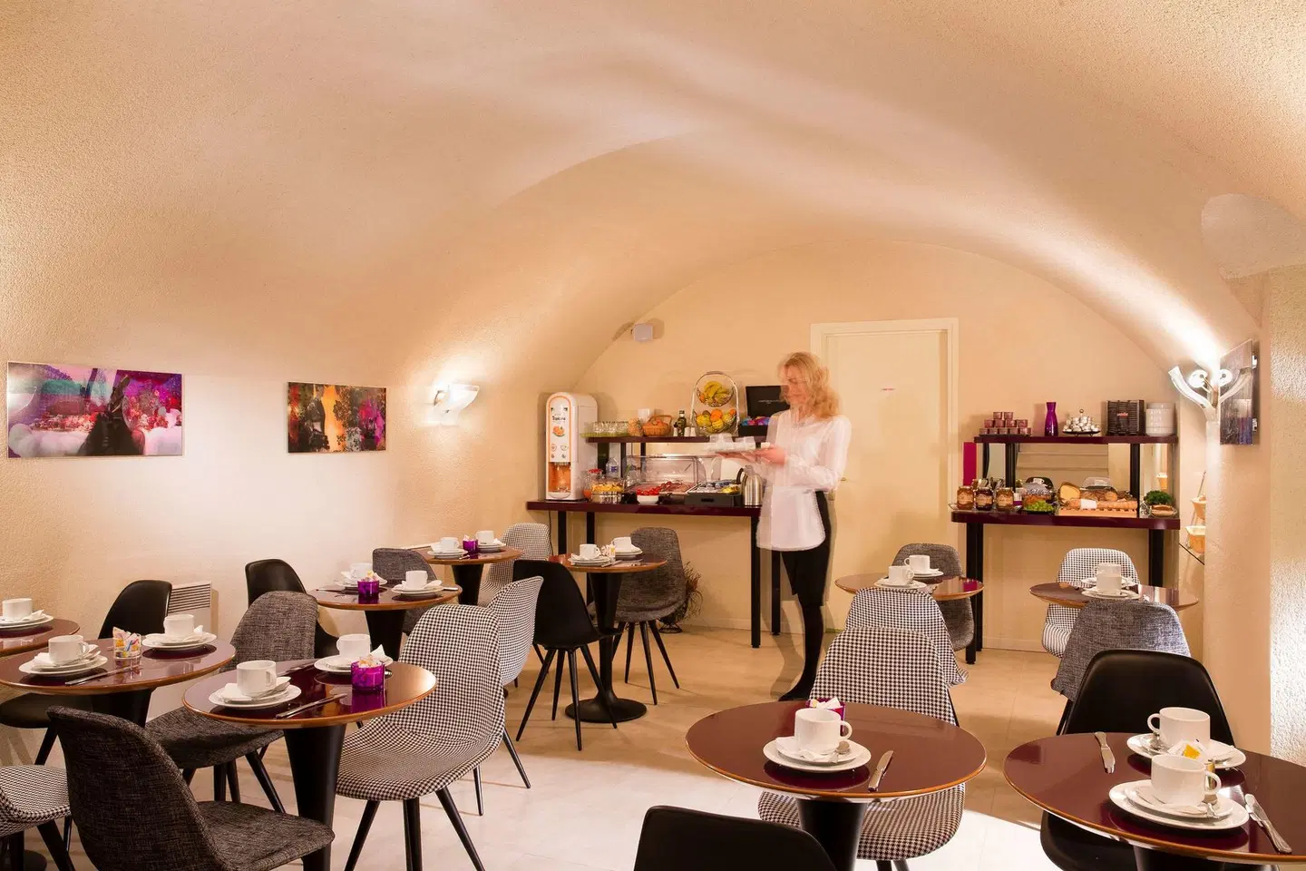 Best Western Anjou Lafayette Bar