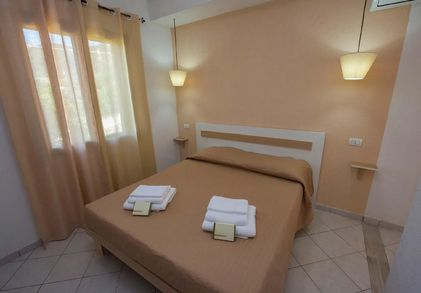 Villa Saturno ROOM_EXAMPLE