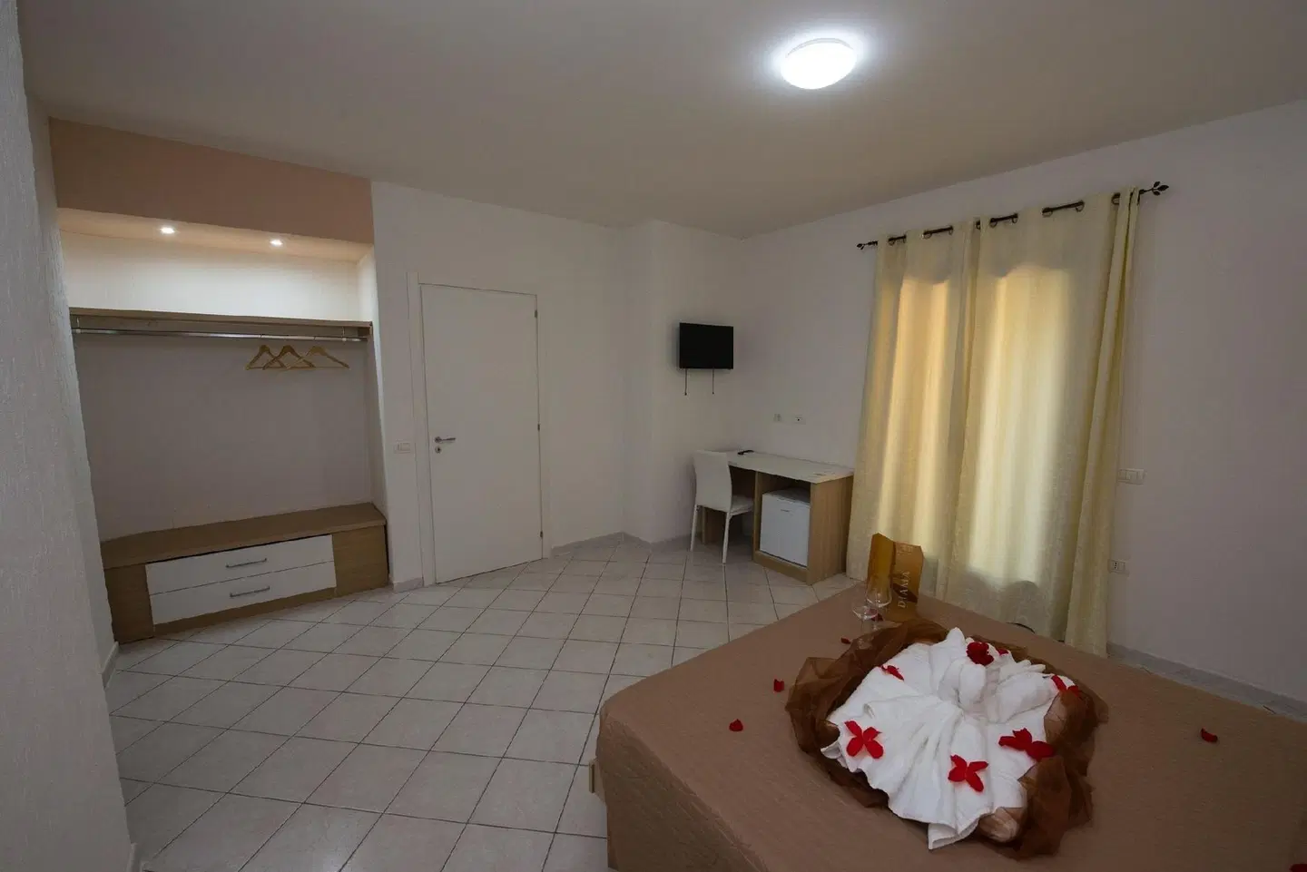 Villa Saturno ROOM_EXAMPLE