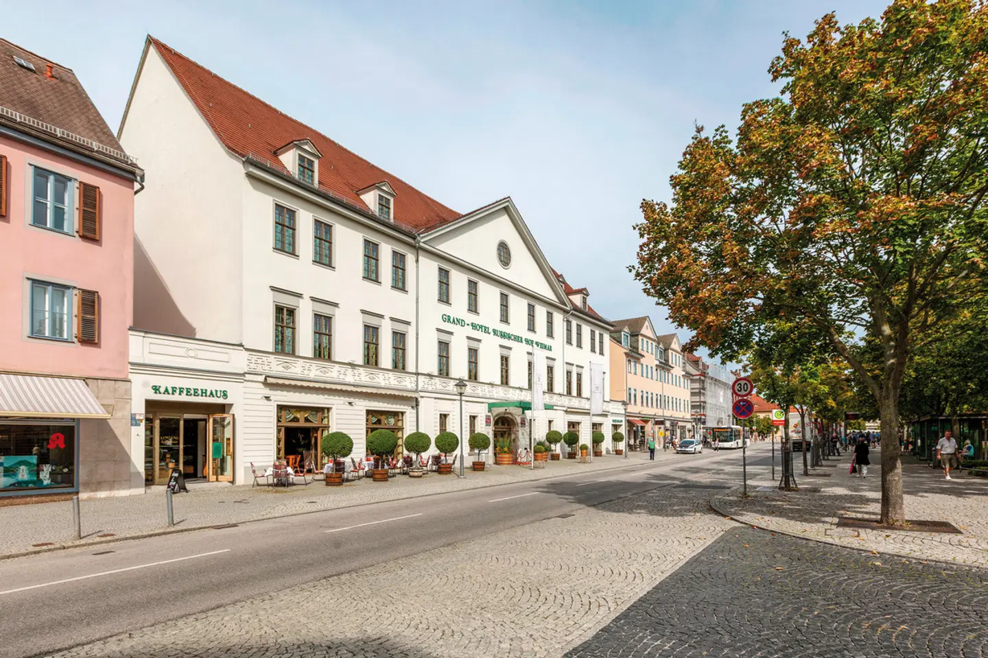 Best Western Premier Grand Hotel Russischer Hof EXTERIOR