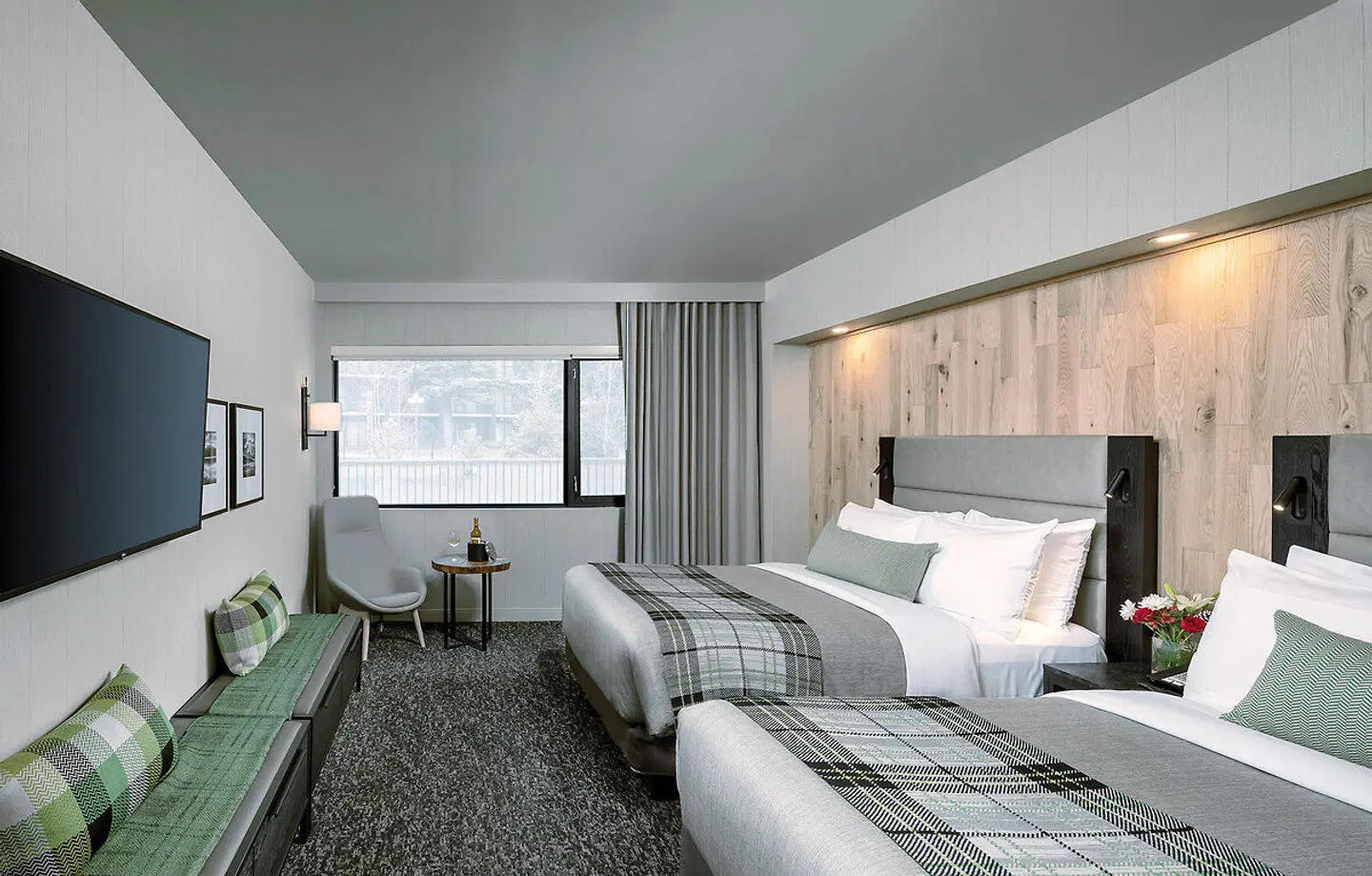 Peaks Hotel & Suites ROOM_EXAMPLE