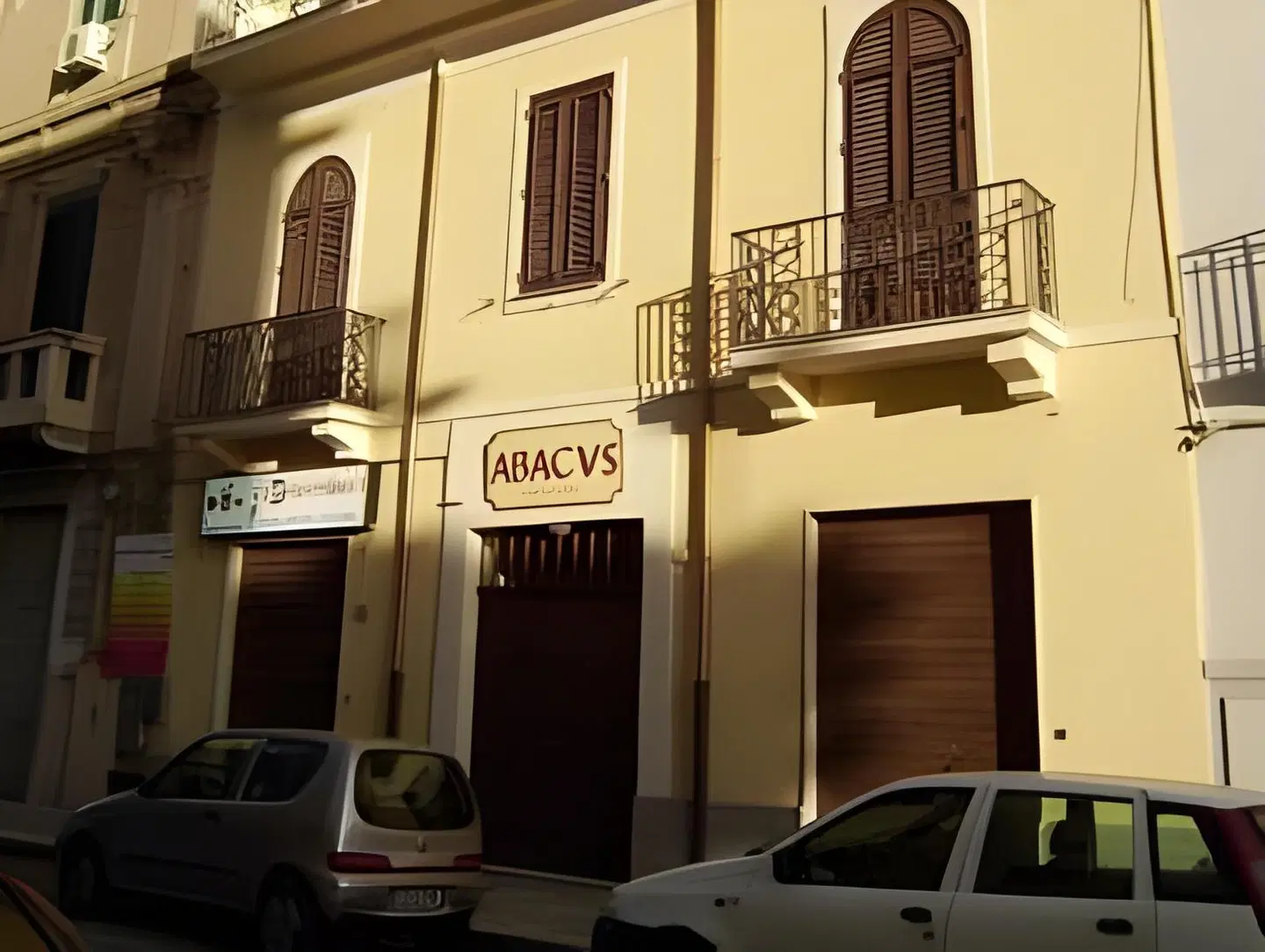 Abacus EXTERIOR