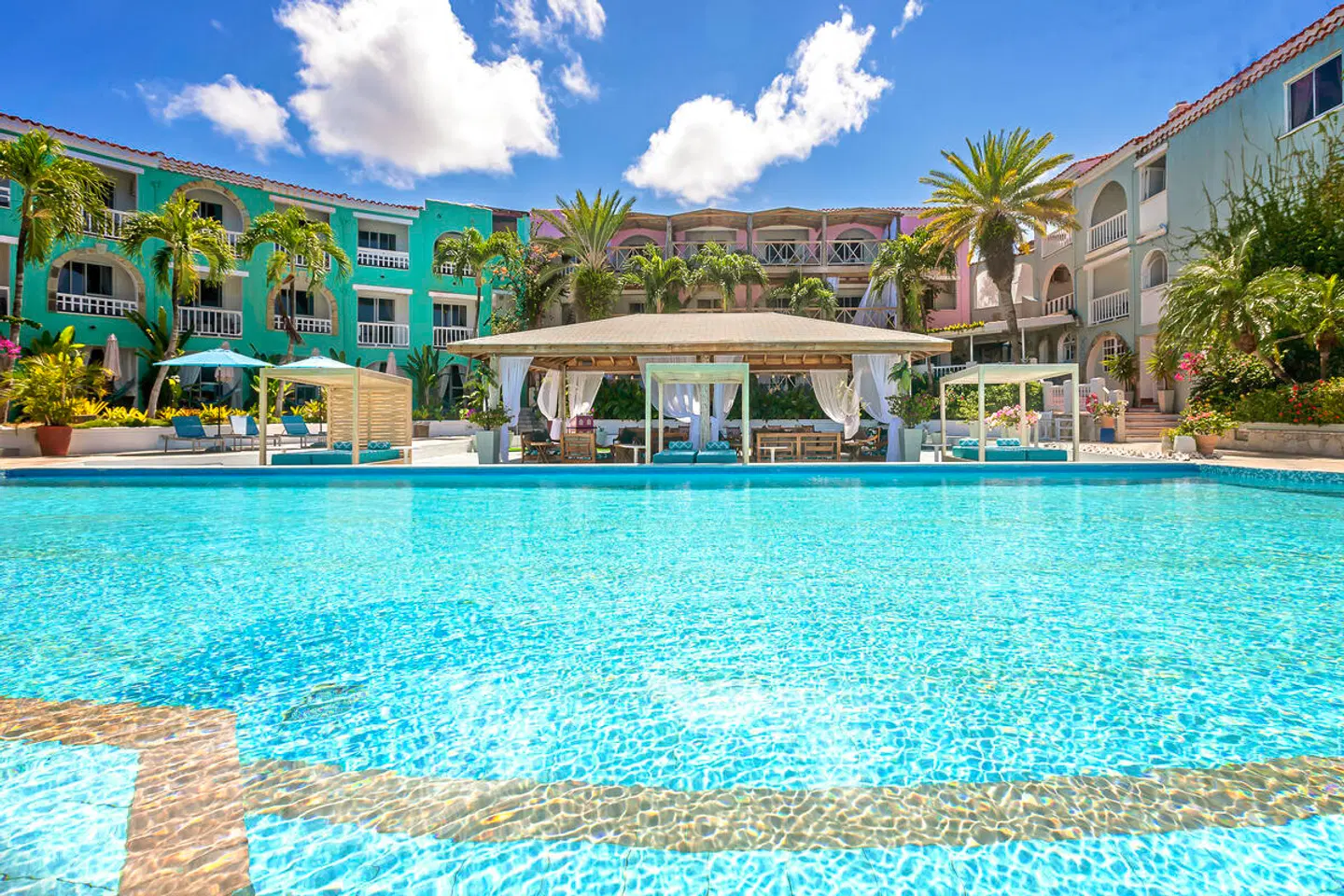 Ocean Point Beach Resort & Spa OUTDOOR_POOL