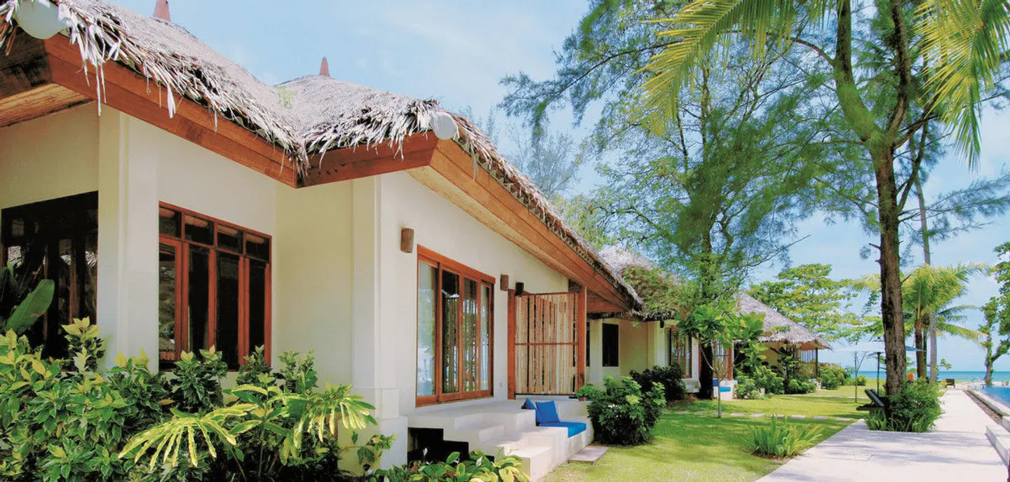 Bangsak Village EXTERIOR