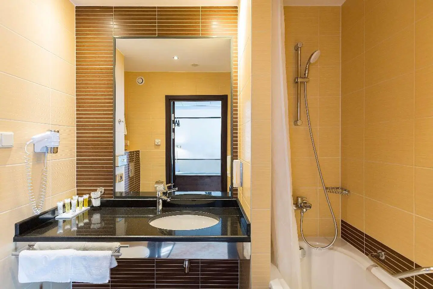 Qubus Hotel Kraków Badezimmer