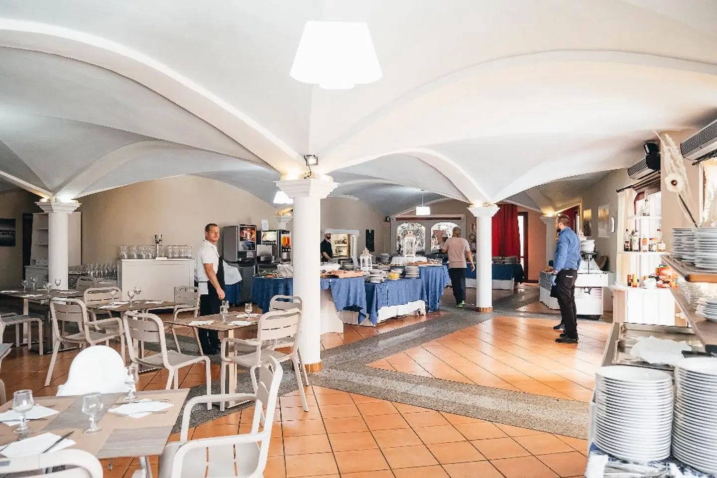 Hotel Club Le Rose Bar