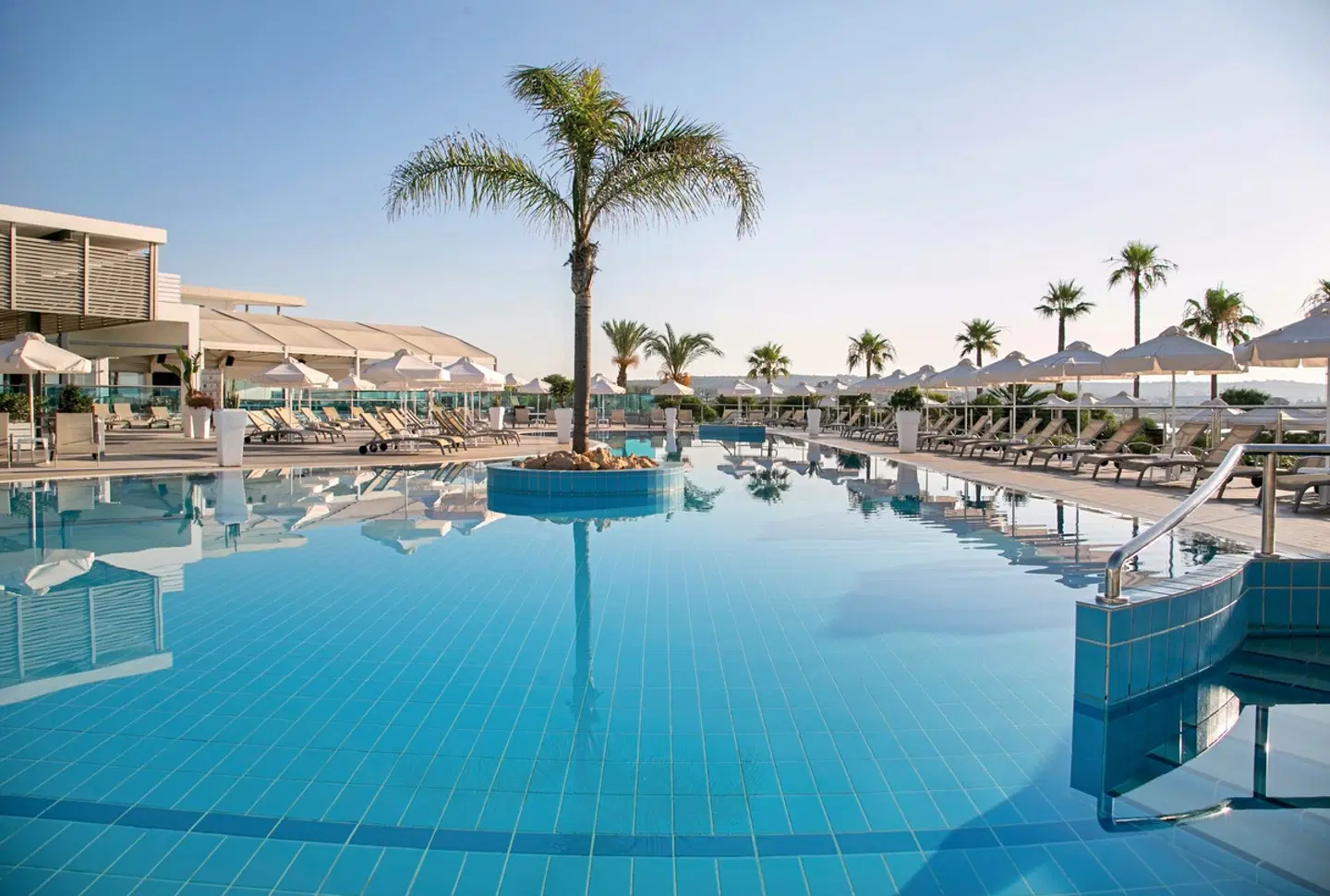 Asterias Beach OUTDOOR_POOL