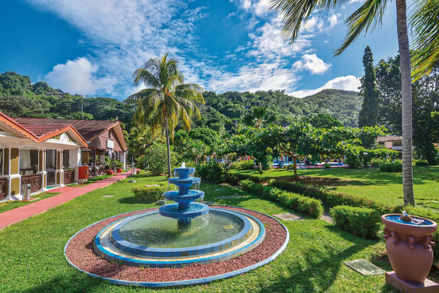 Berjaya Praslin Resort Garten