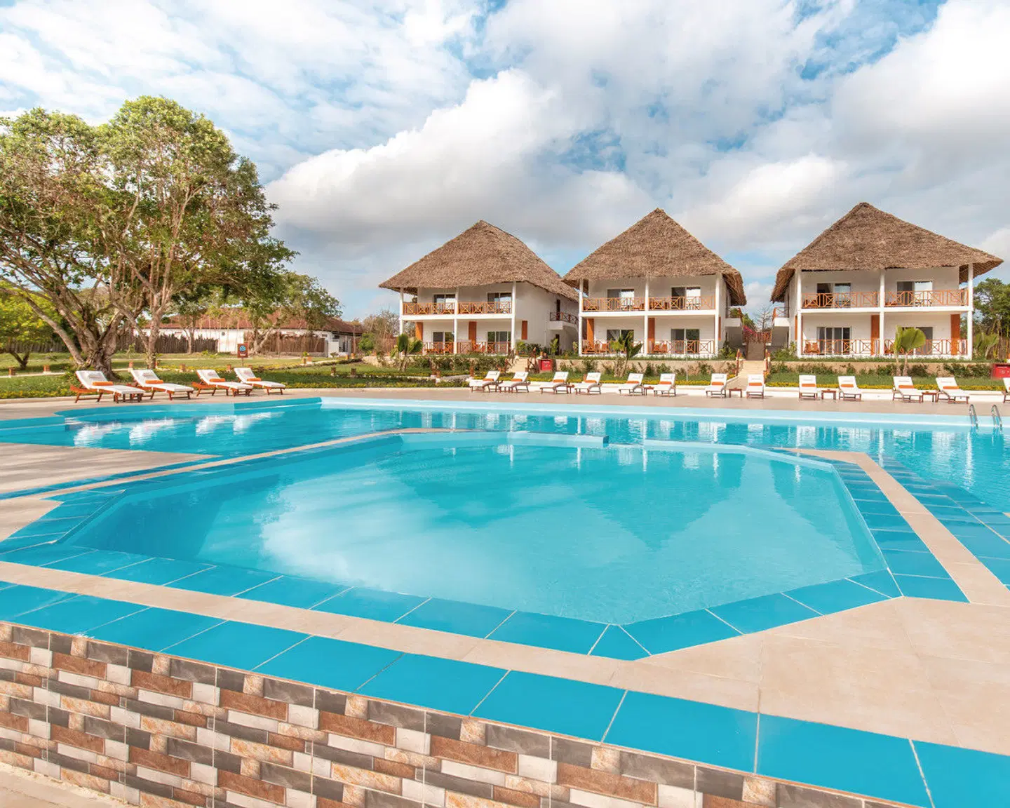 Kiwengwa Beach Resort OUTDOOR_POOL