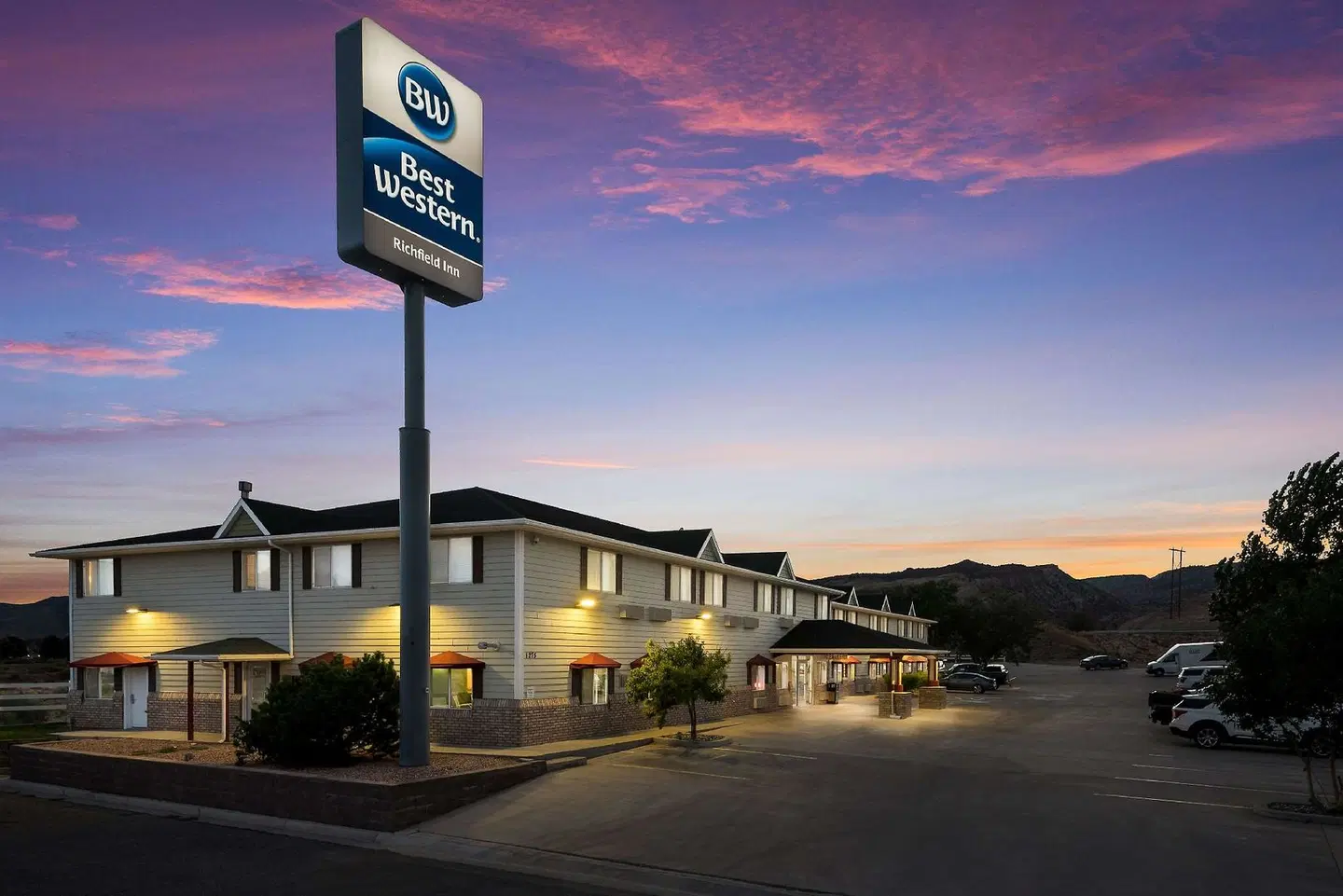 Best Western Richfield Inn EXTERIOR