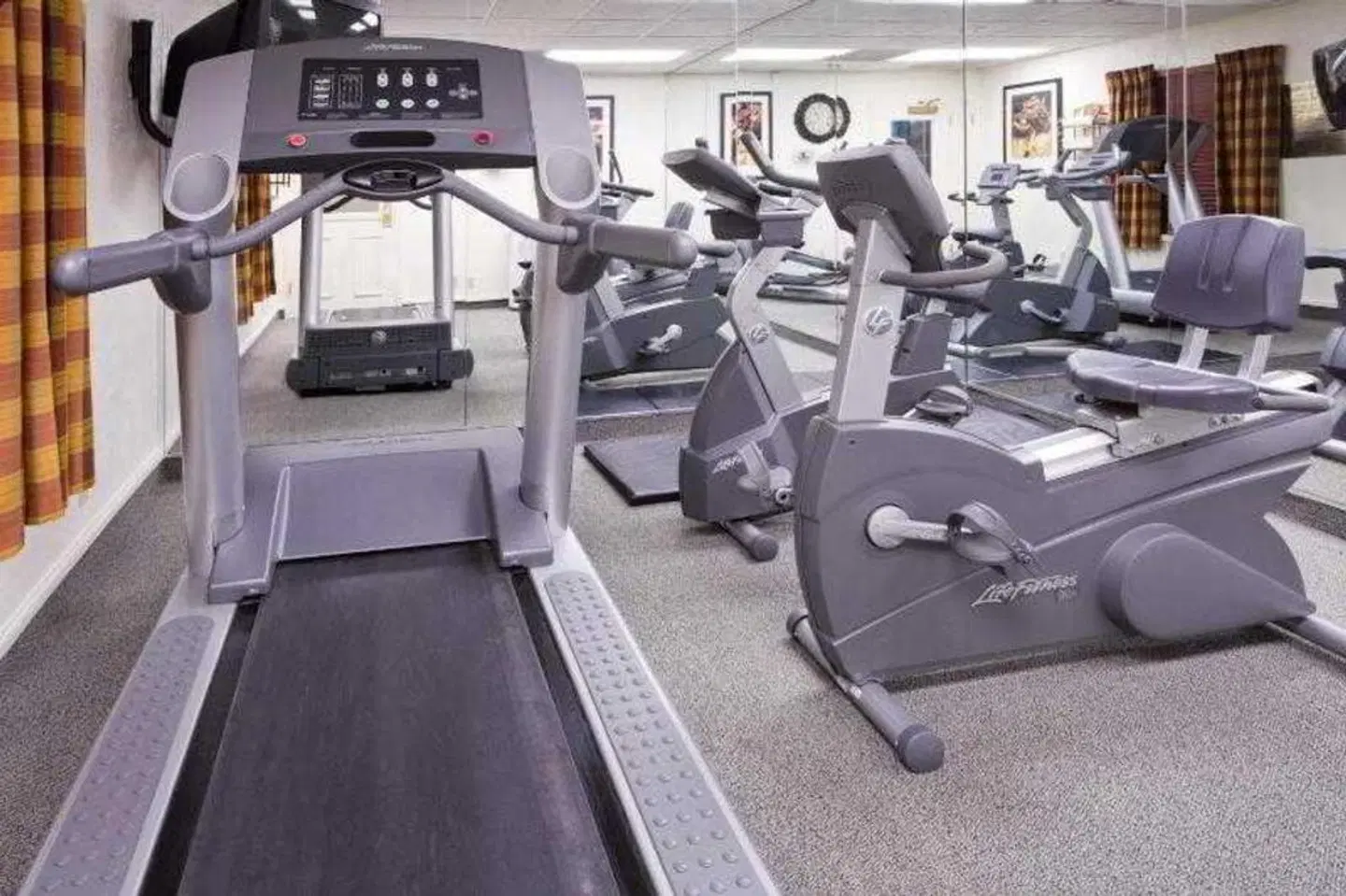 Sonesta ES Suites Lake Buena Vista - Orlando SPORTS_AND_LEISURE