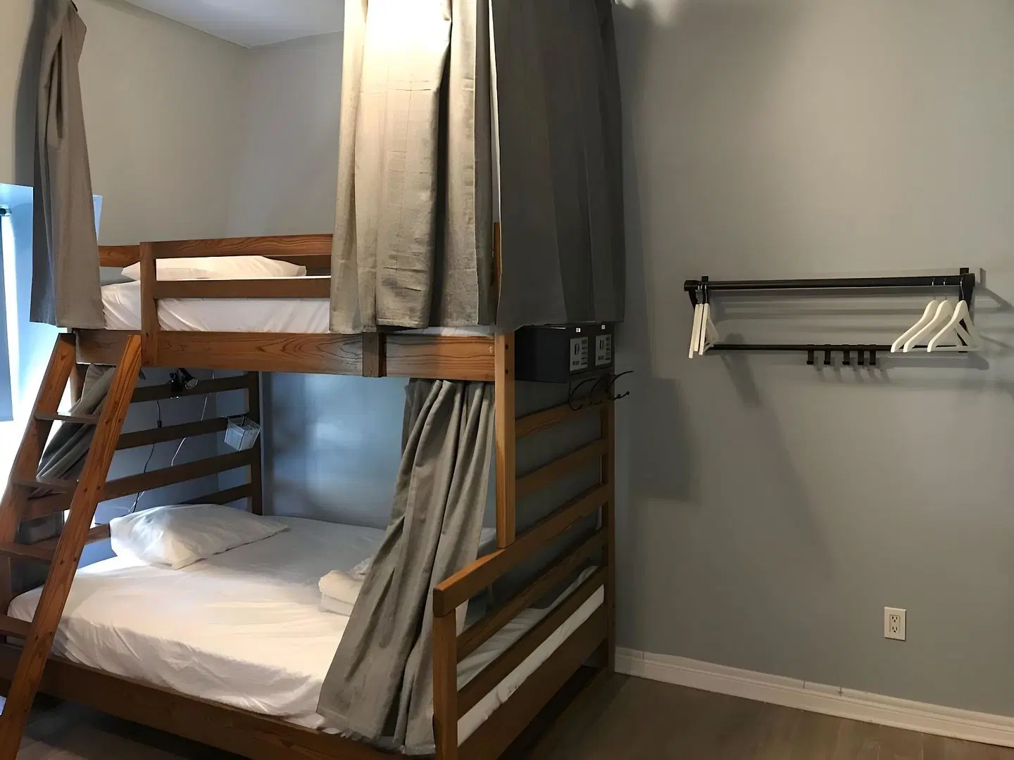 The Clarence Park ROOM_EXAMPLE
