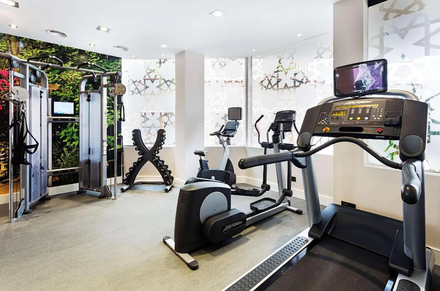 Catalonia Giralda SPORTS_AND_LEISURE