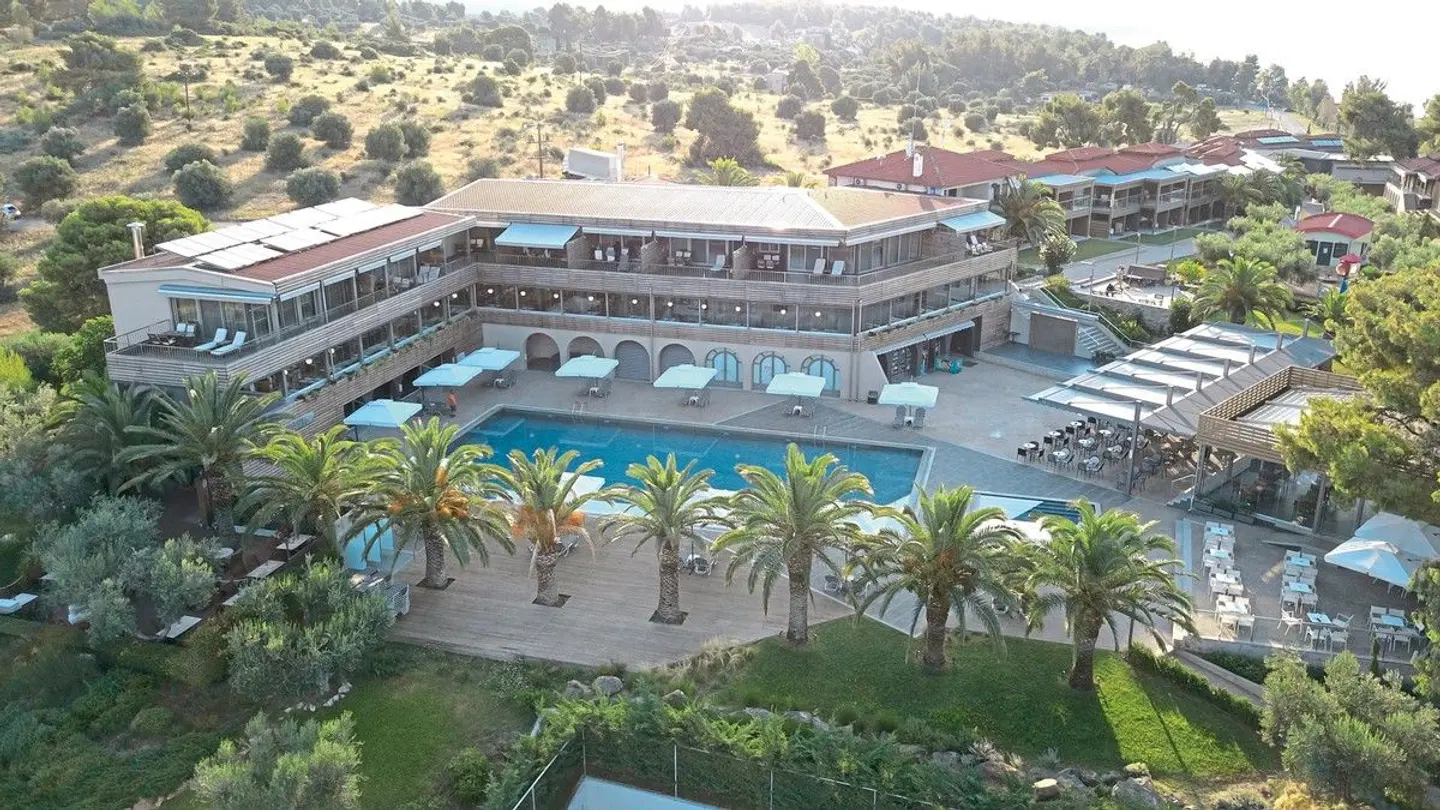 Blue Dolphin EXTERIOR