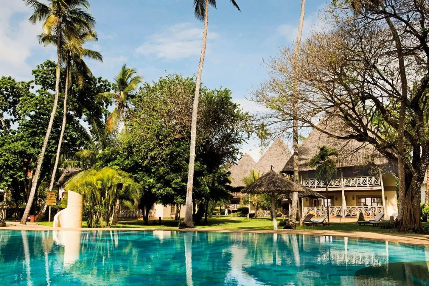 Neptune Palm Beach Resort OUTDOOR_POOL