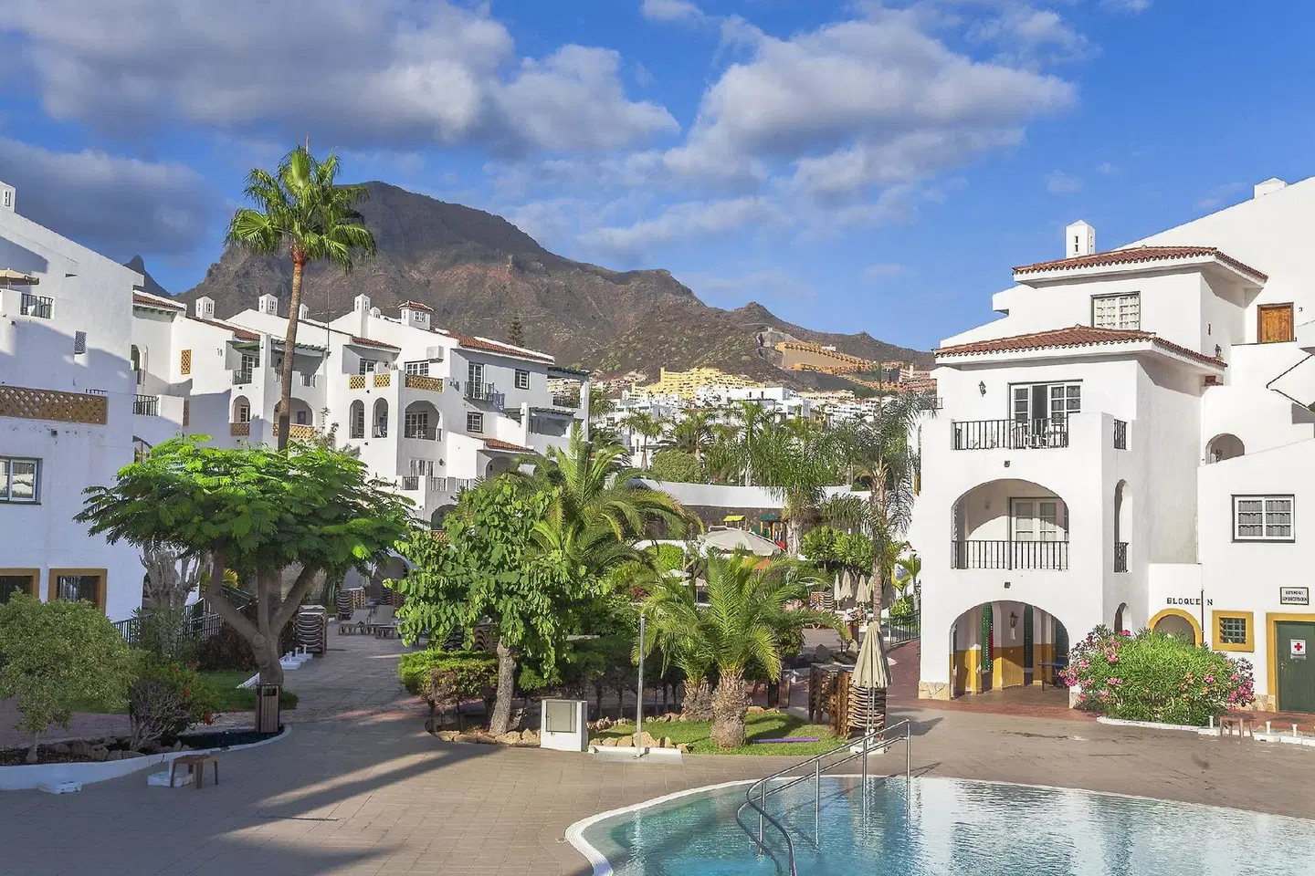 Sunset Harbour Club EXTERIOR