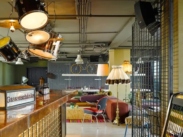 25hours Hotel Vienna at MuseumsQuartier Bar