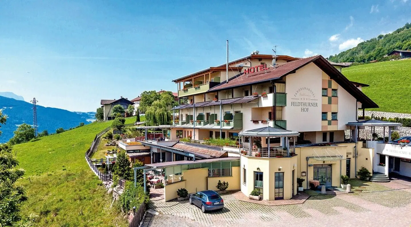 Vinumhotel Feldthurnerhof Terrasse