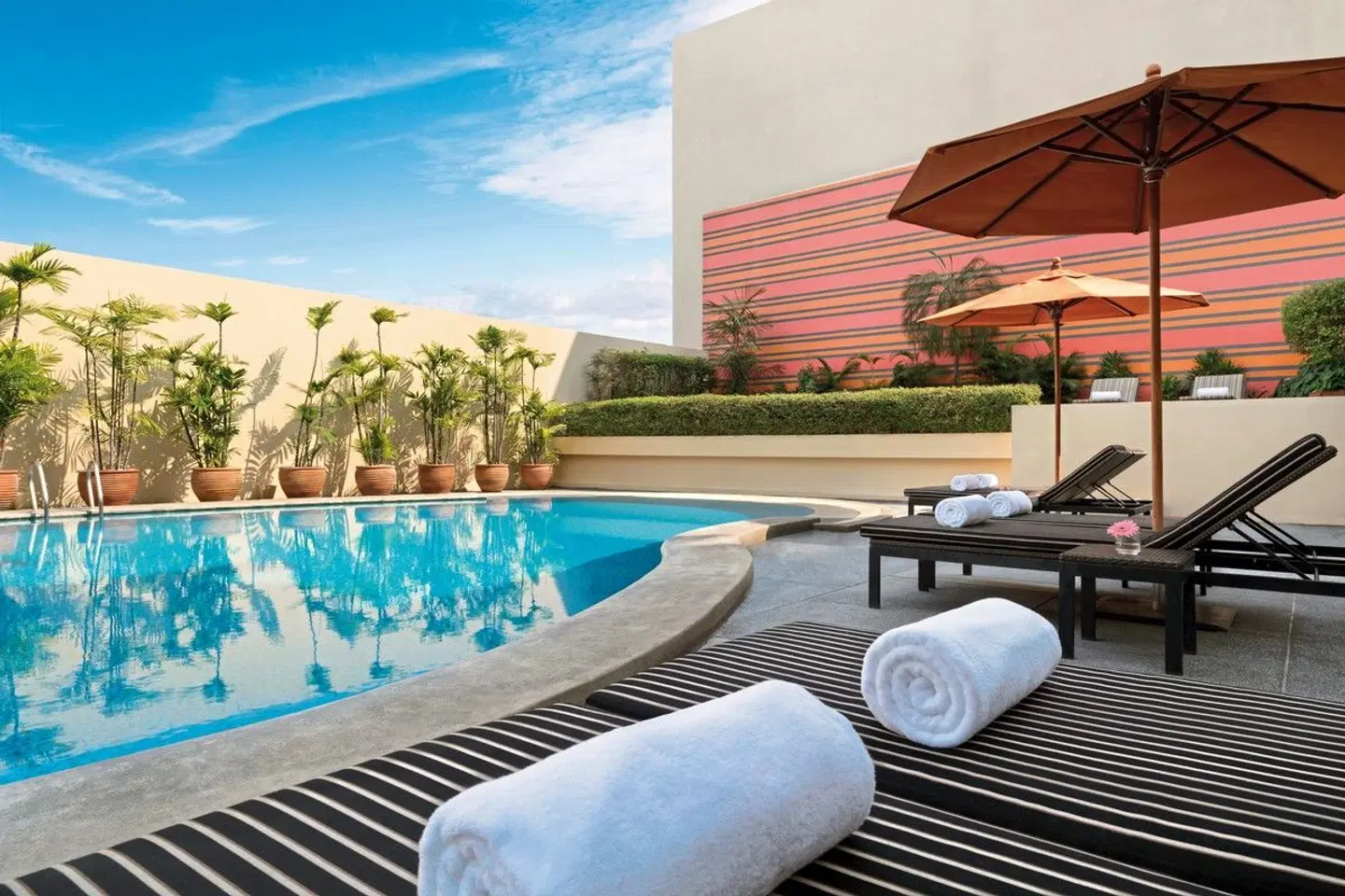 dusitD2 Chiang Mai OUTDOOR_POOL