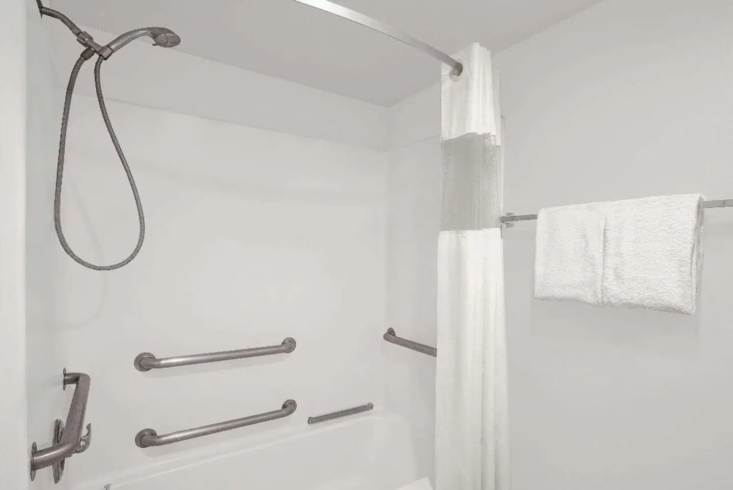 Travelodge by Wyndham Cedar City Badezimmer