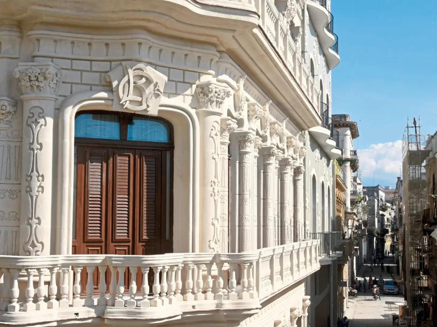 Palacio Cueto EXTERIOR