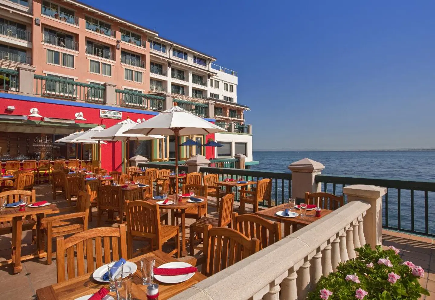 Monterey Plaza Hotel & Spa Terrasse